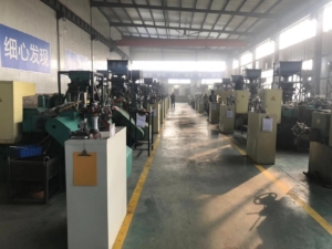 外径工序生产线（部分）